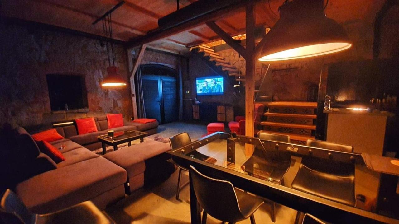 斯克拉斯卡波伦巴Gosciniec Pod Lipa住宿加早餐旅馆 外观 照片