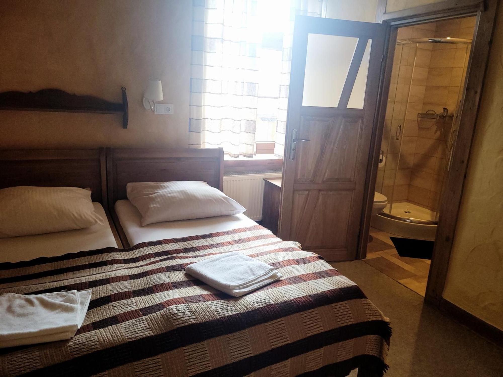 斯克拉斯卡波伦巴Gosciniec Pod Lipa住宿加早餐旅馆 客房 照片